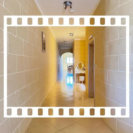 St Anglu Family - Lift And Ac Included Apartment Xaghra