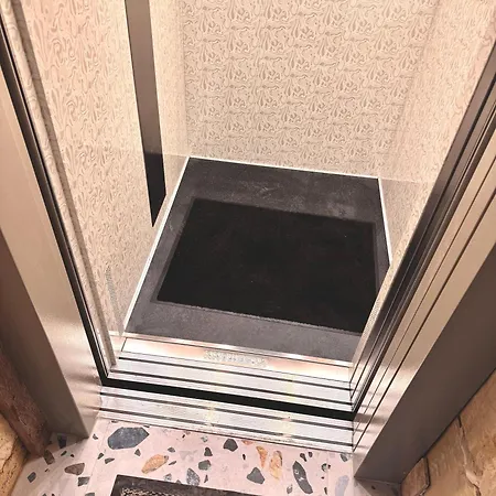 St Anglu Family - Lift And Ac Included *